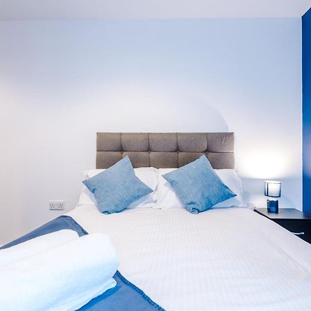 2 Bed Apartment With Balcony Private Parking Near Etihad Stadium, Coop Live Manchester Buitenkant foto