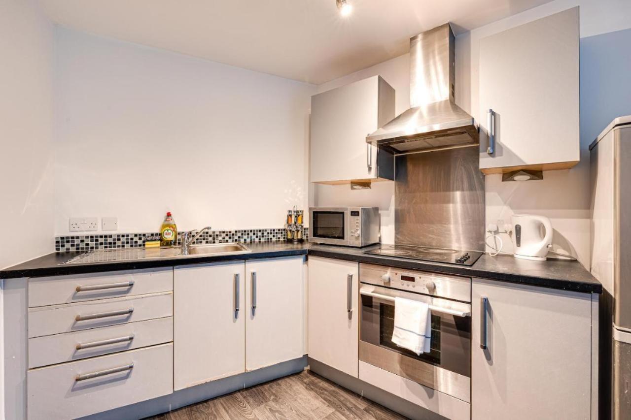 2 Bed Apartment With Balcony Private Parking Near Etihad Stadium, Coop Live Manchester Buitenkant foto