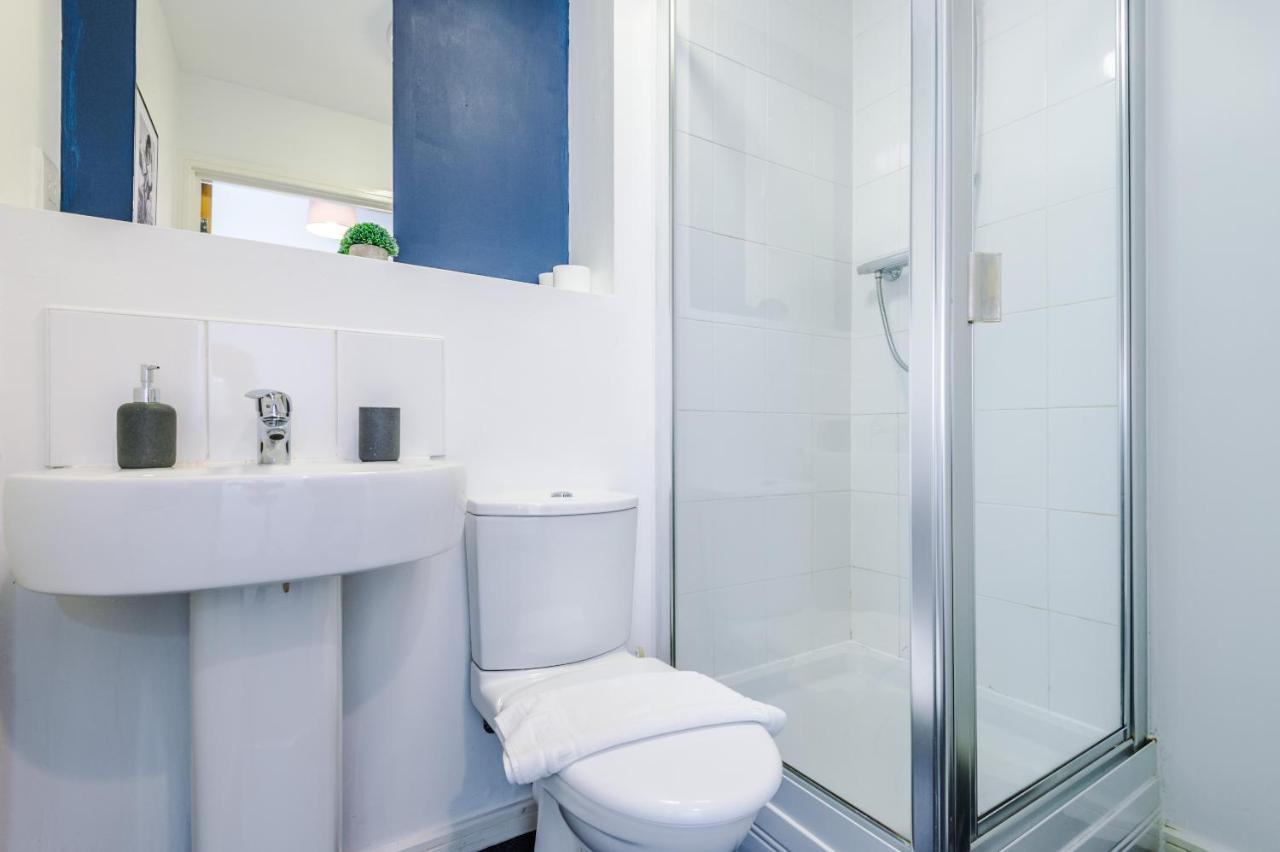 2 Bed Apartment With Balcony Private Parking Near Etihad Stadium, Coop Live Manchester Buitenkant foto