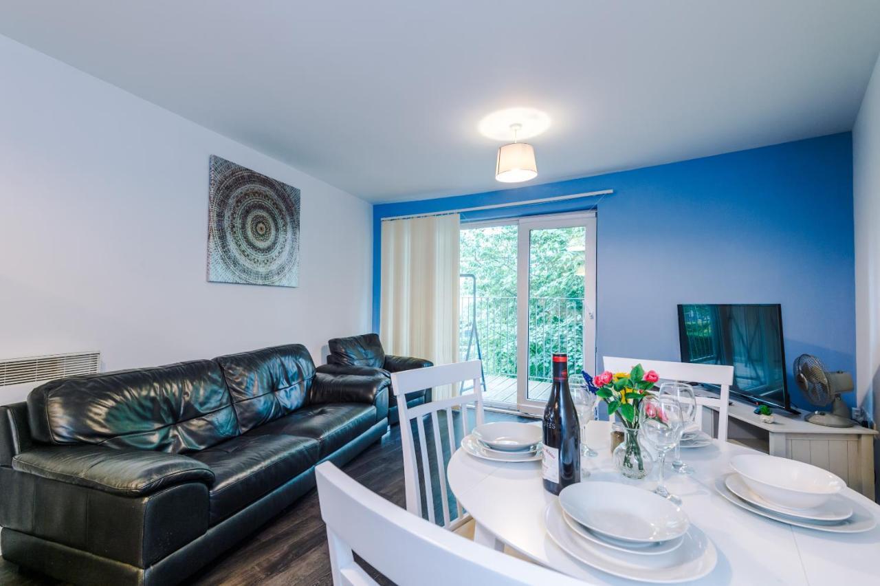2 Bed Apartment With Balcony Private Parking Near Etihad Stadium, Coop Live Manchester Buitenkant foto