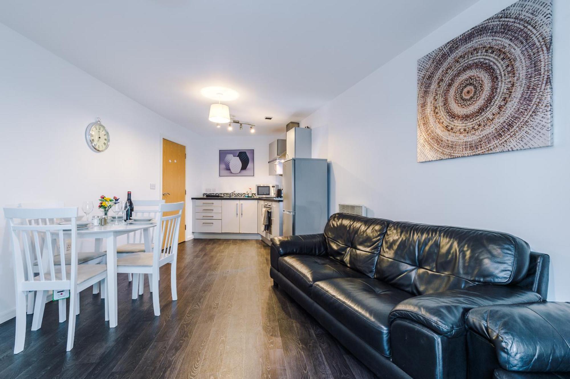 2 Bed Apartment With Balcony Private Parking Near Etihad Stadium, Coop Live Manchester Buitenkant foto